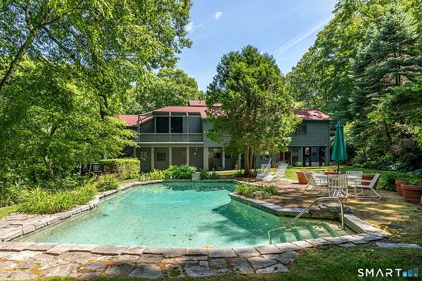 21.6 Acres of Land with Home for Sale in Washington, Connecticut
