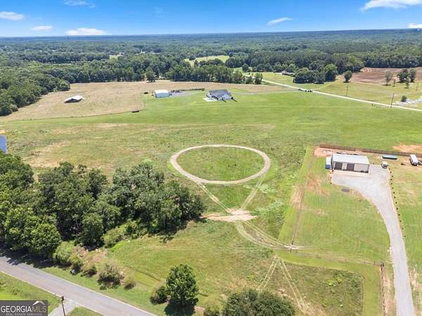 4 Acres of Residential Land for Sale in Hull, Georgia