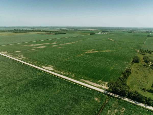 307 Acres of Agricultural Land for Sale in Valley, Nebraska