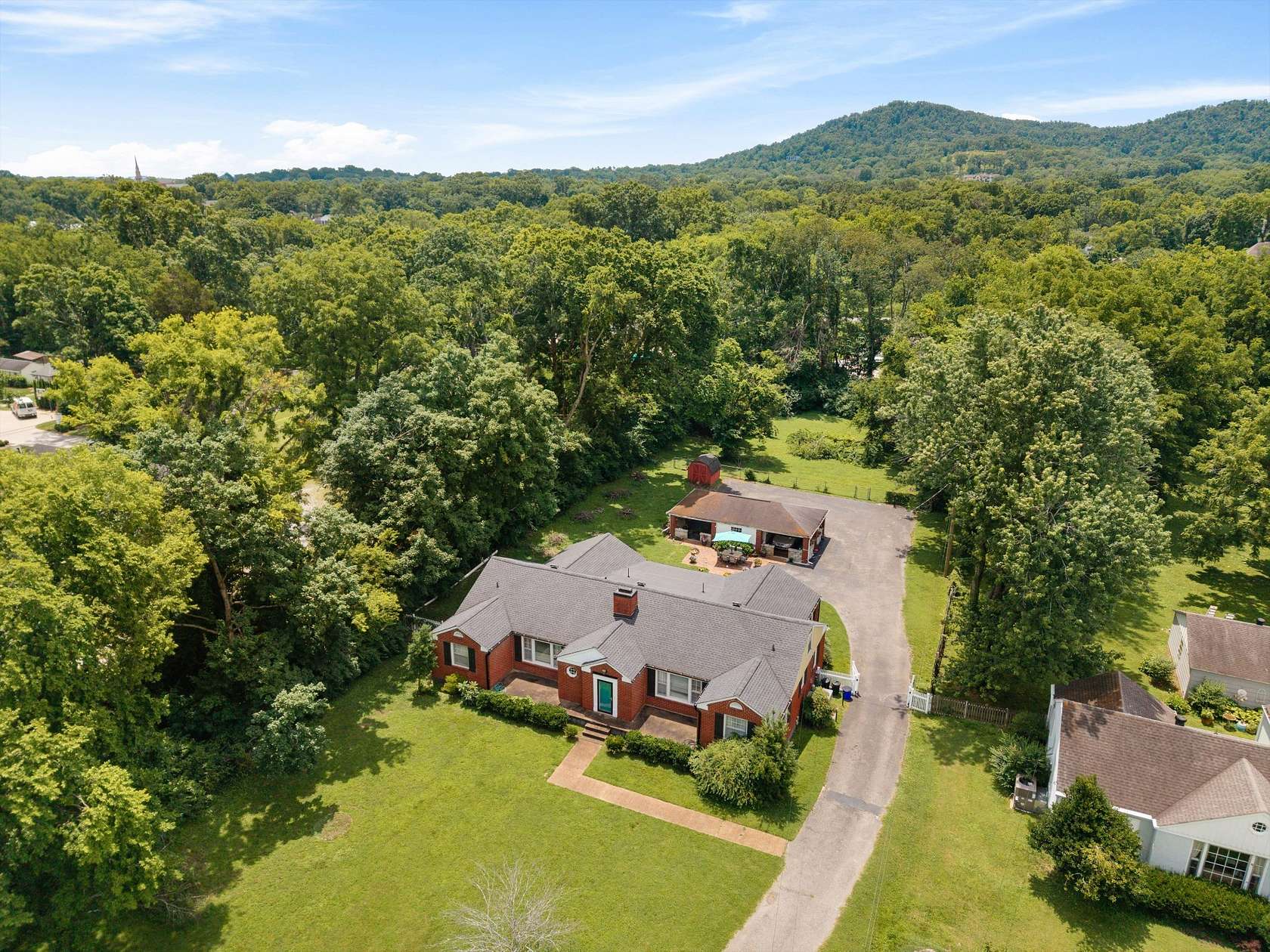 0.96 Acres of Residential Land for Sale in Nashville, Tennessee
