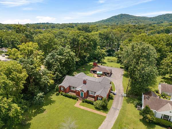 0.96 Acres of Residential Land for Sale in Nashville, Tennessee