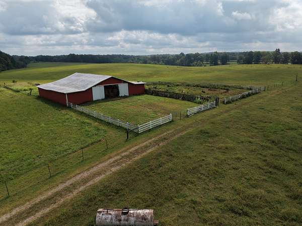 104 Acres of Land for Sale in Cedar Hill, Tennessee