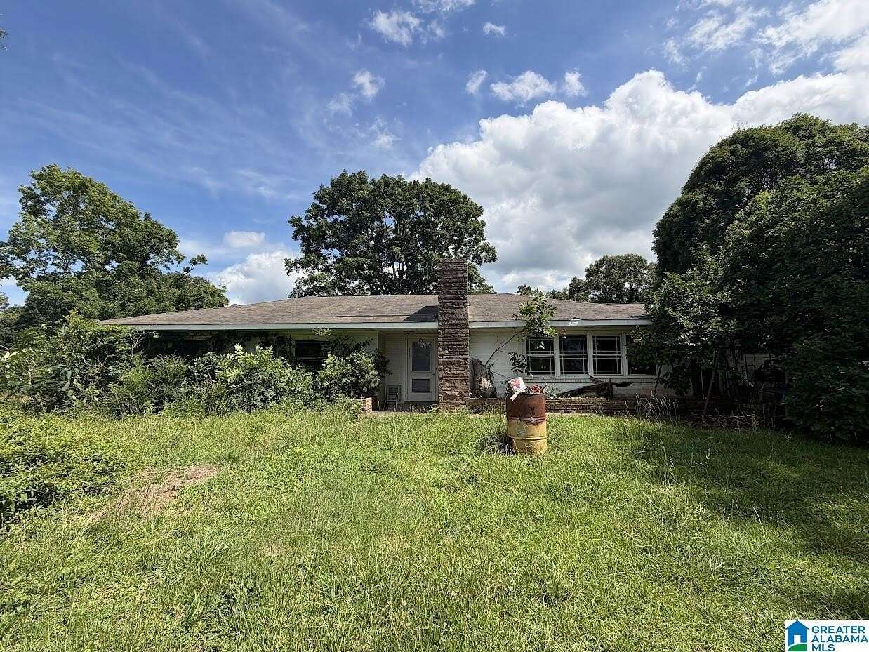 3.16 Acres of Land with Home for Sale in Dadeville, Alabama