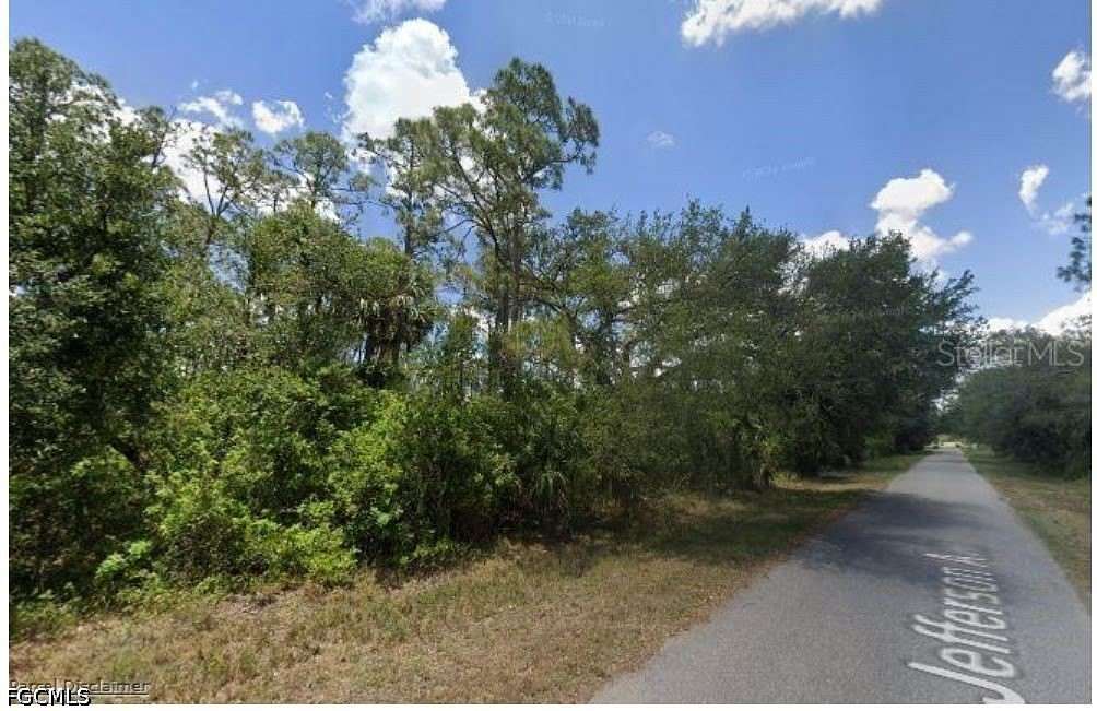 0.5 Acres of Residential Land for Sale in Lehigh Acres, Florida
