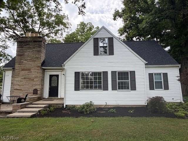 1.55 Acres of Land with Home for Sale in Walton Hills, Ohio