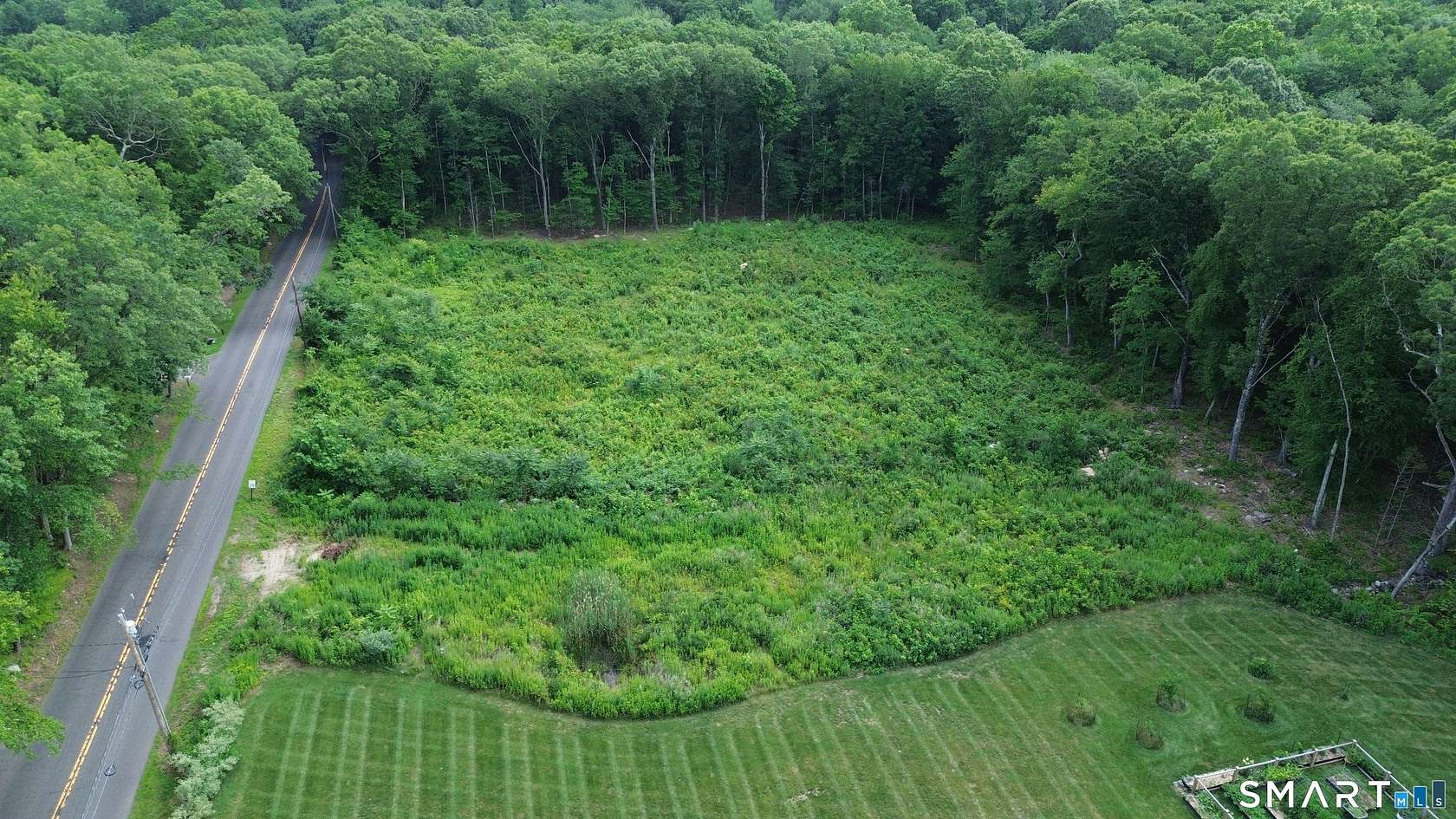 7.48 Acres of Residential Land for Sale in Woodbridge, Connecticut