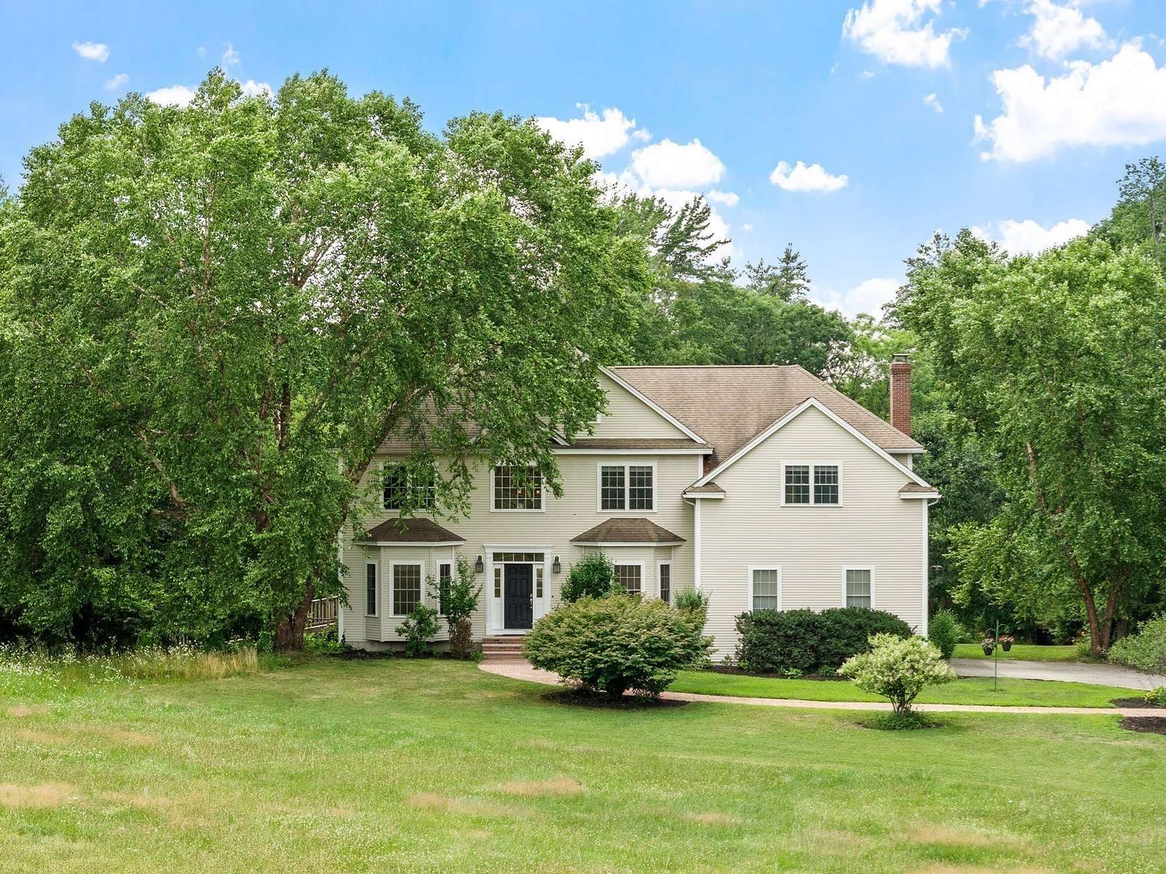 19.5 Acres of Land with Home for Sale in Pepperell, Massachusetts