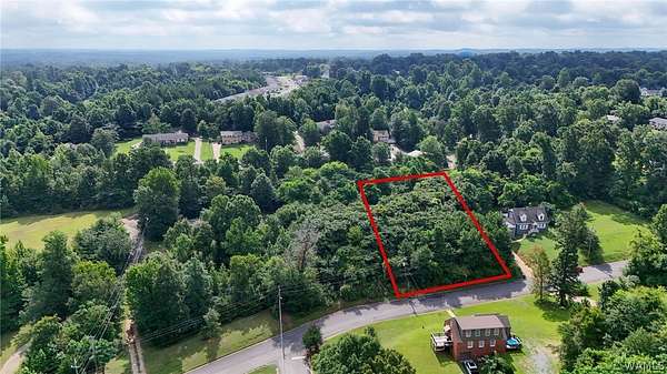 0.89 Acres of Residential Land for Sale in Tuscaloosa, Alabama