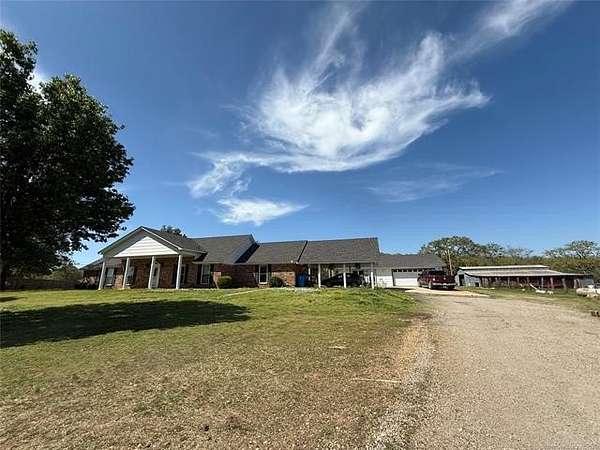 30 Acres of Land with Home for Sale in Sallisaw, Oklahoma