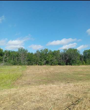 1.1 Acres of Residential Land for Sale in Valley View, Texas