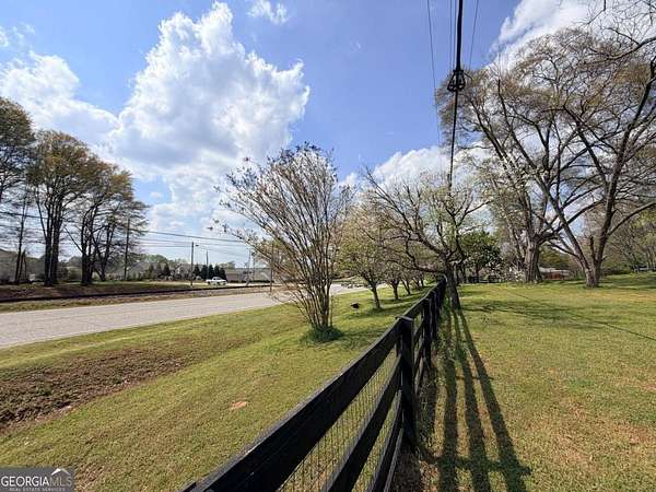 3.6 Acres of Improved Mixed-Use Land for Sale in Pendergrass, Georgia