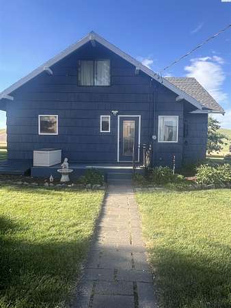 4 Acres of Land with Home for Sale in Colfax, Washington
