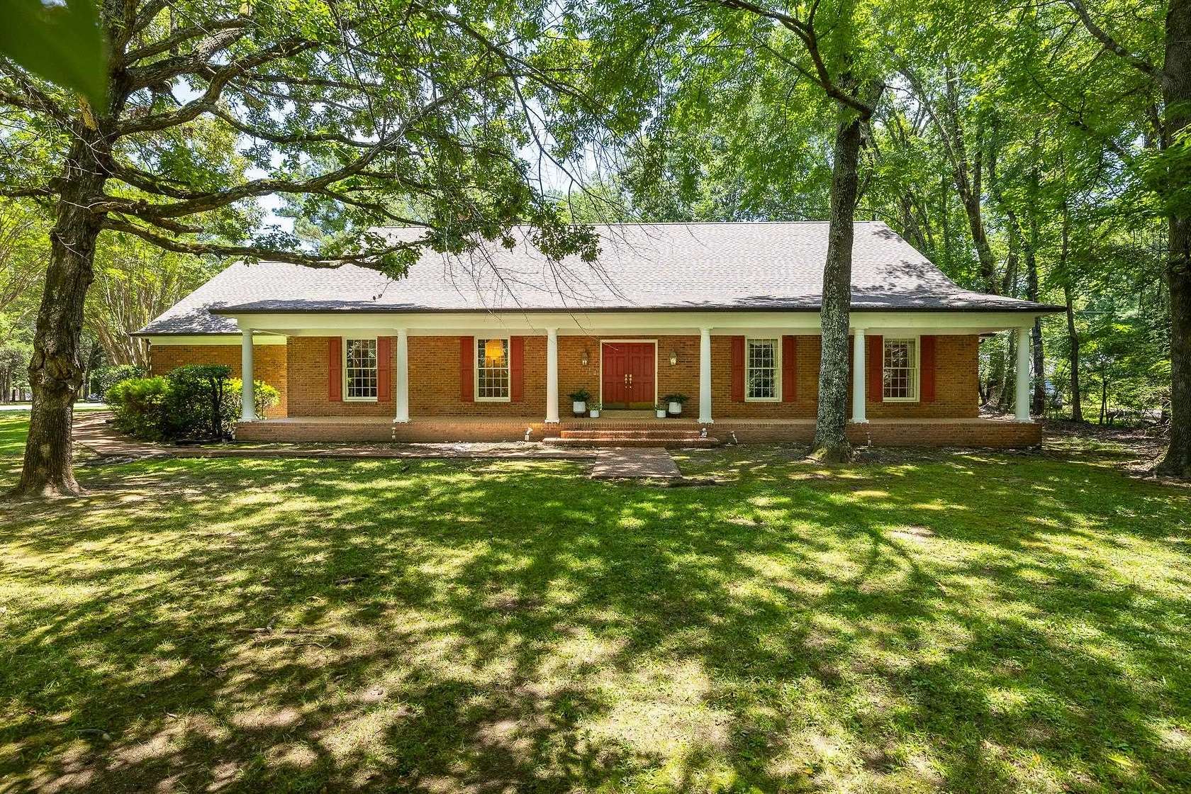 1.75 Acres of Land with Home for Sale in Memphis, Tennessee
