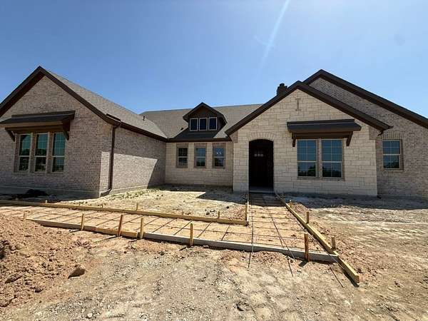 3 Acres of Land with Home for Sale in Weatherford, Texas