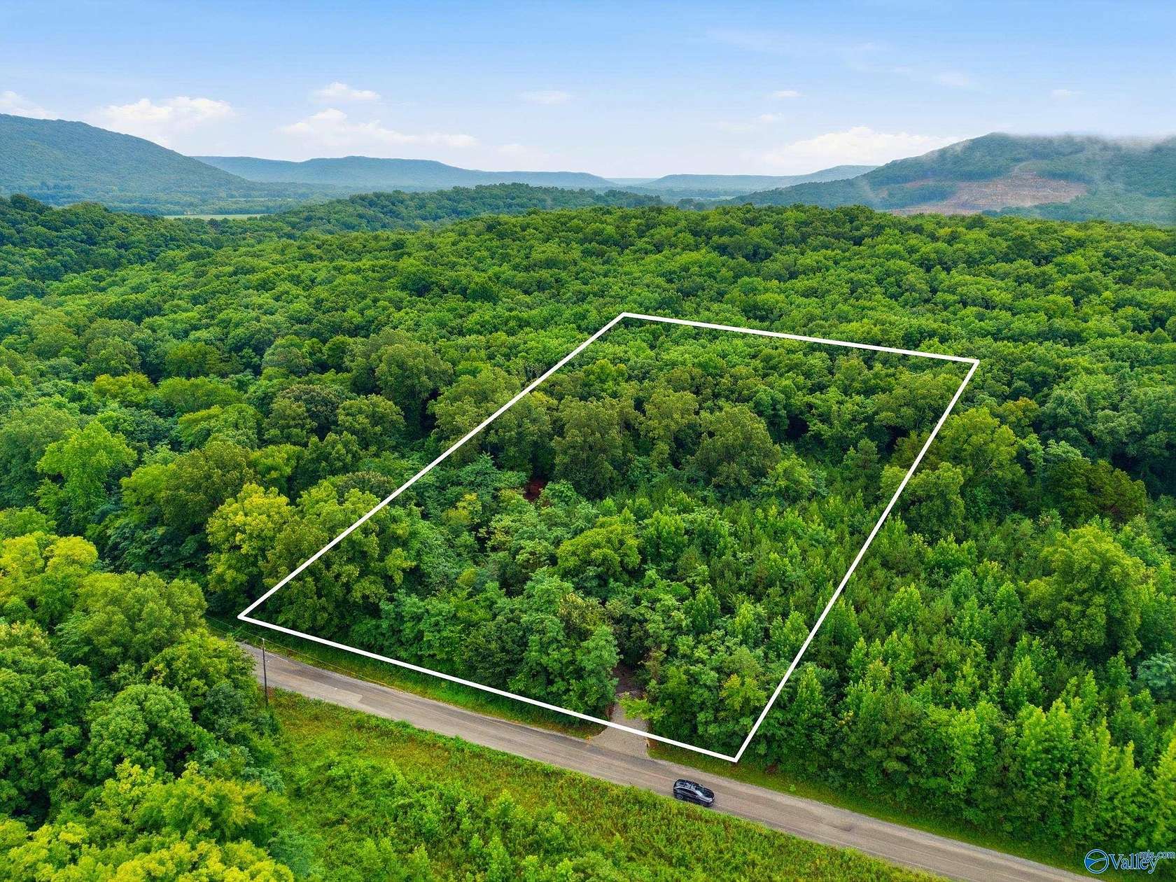 5.8 Acres of Residential Land for Sale in Laceys Spring, Alabama