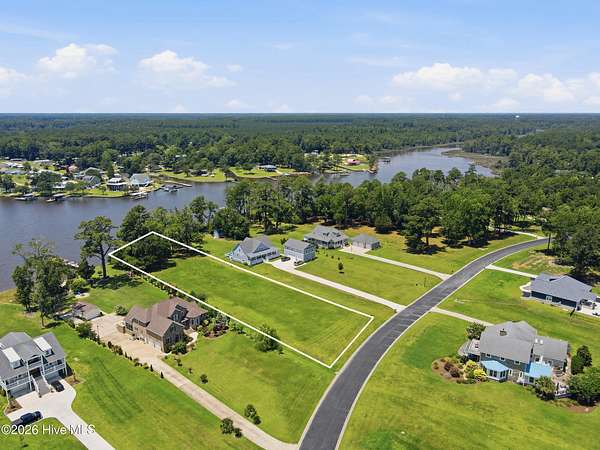 1.17 Acres of Residential Land for Sale in Oriental, North Carolina