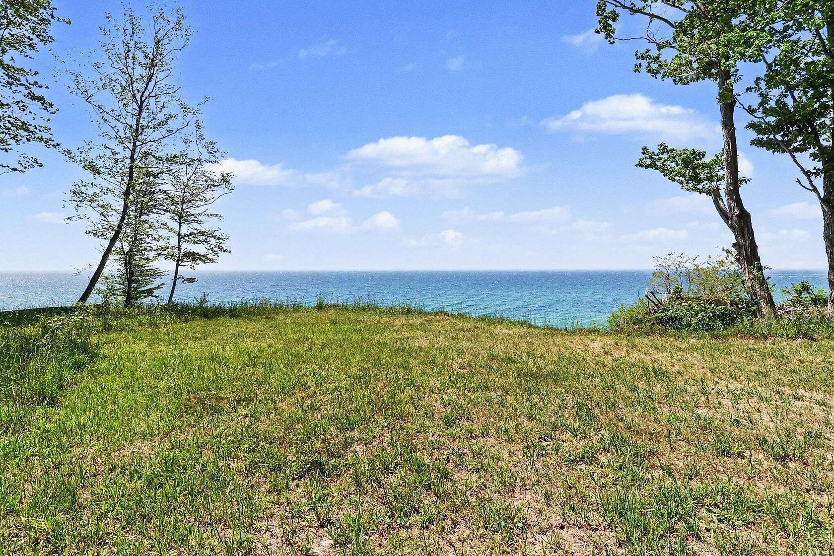 2.5 Acres of Residential Land for Sale in Ludington, Michigan