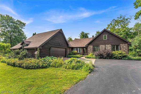 20.7 Acres of Land with Home for Sale in Ashland, Ohio