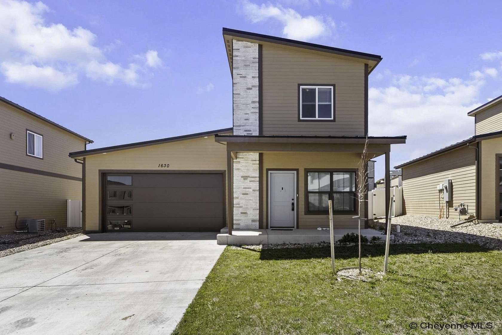 13 Acres of Land with Home for Sale in Cheyenne, Wyoming