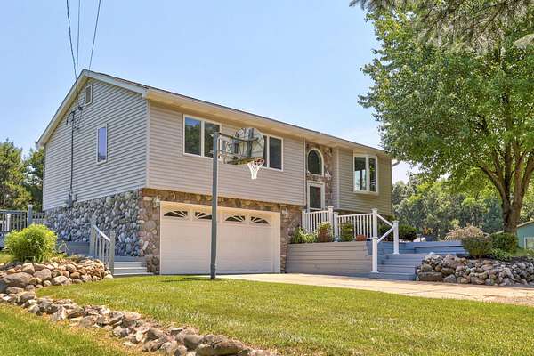 2.5 Acres of Land with Home for Sale in Fenton, Michigan
