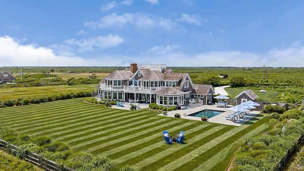 3.22 Acres of Land with Home for Sale in Nantucket, Massachusetts