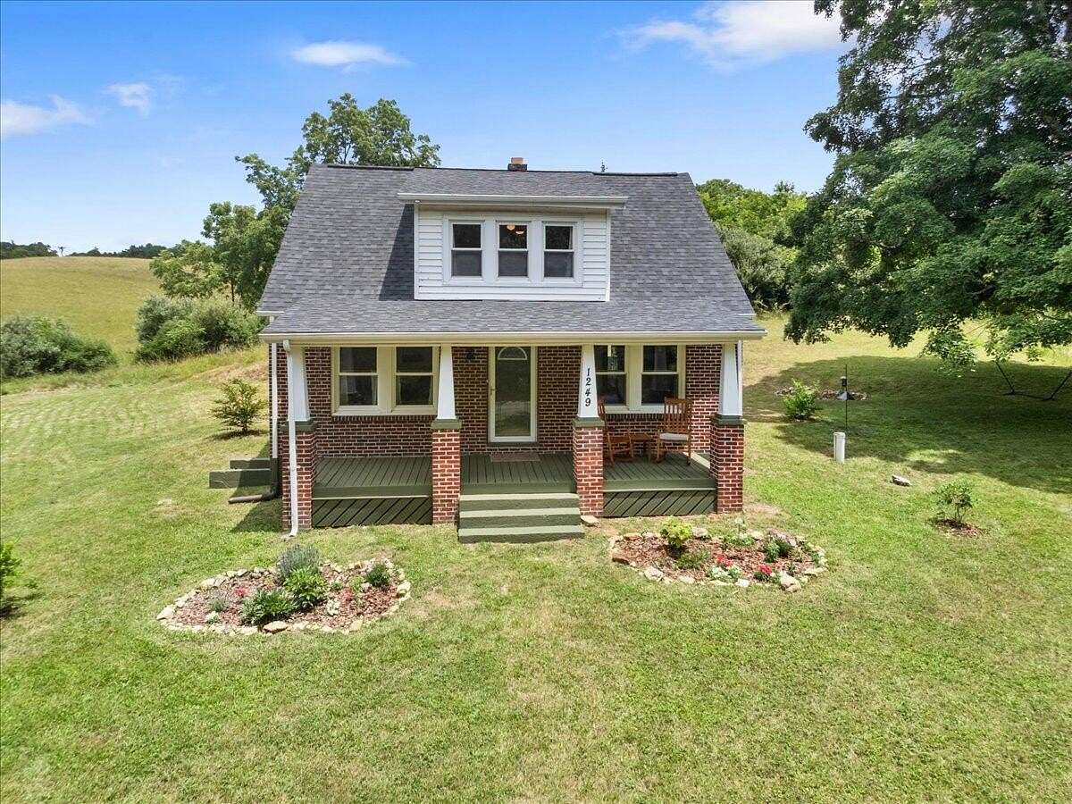 1.75 Acres of Land with Home for Sale in Willis, Virginia