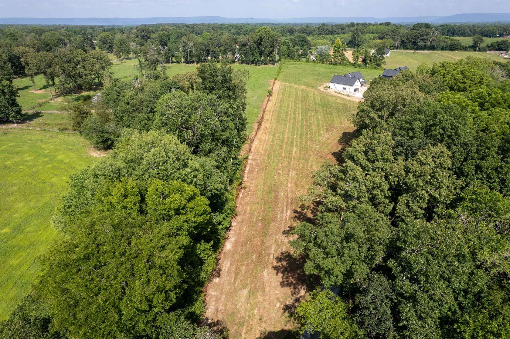 1 Acre of Residential Land for Sale in Estill Springs, Tennessee