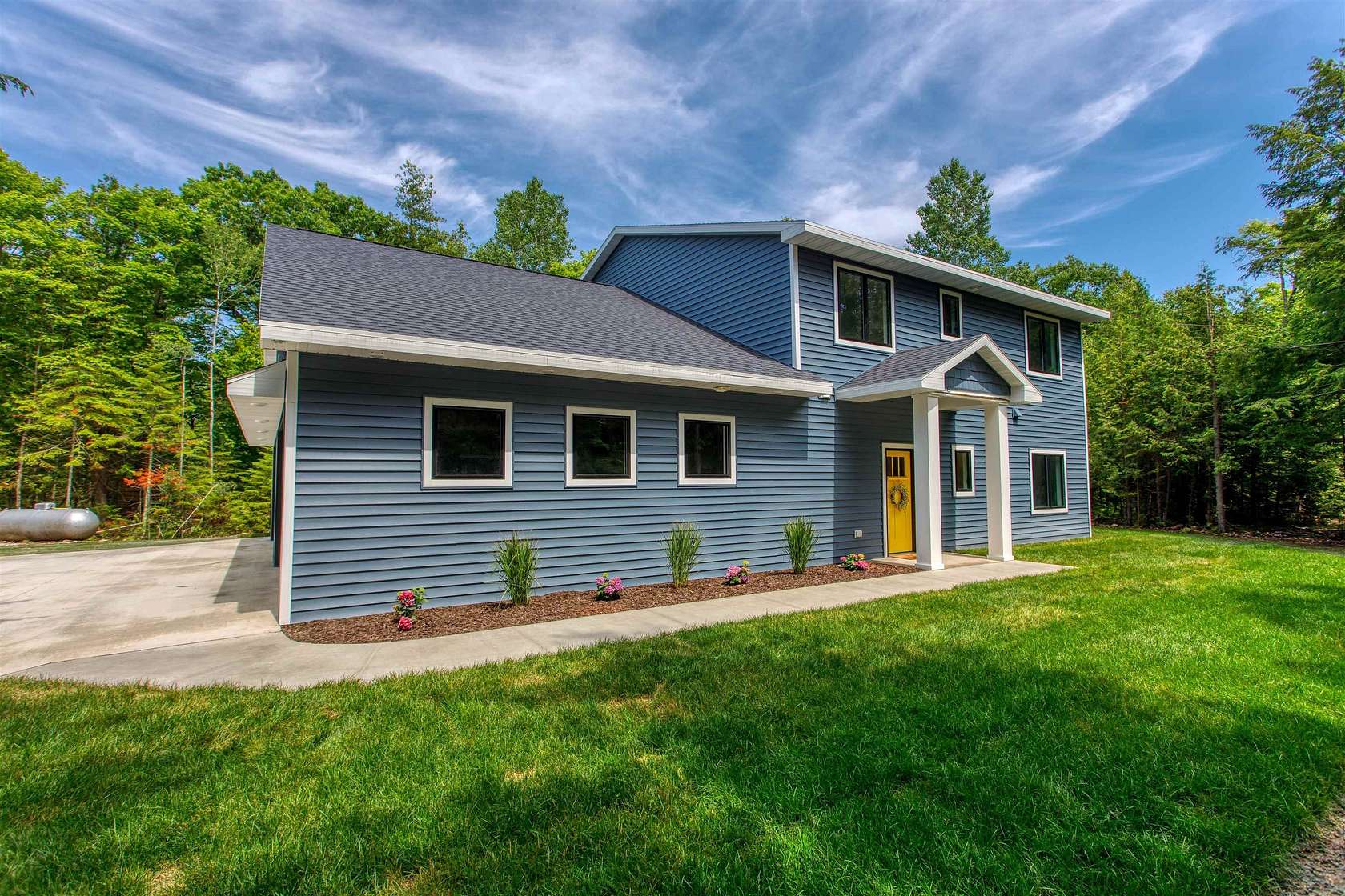 1.5 Acres of Land with Home for Sale in Egg Harbor, Wisconsin