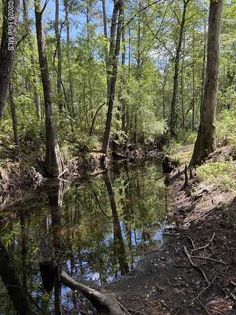 1 Acre of Residential Land for Sale in Elizabethtown, North Carolina