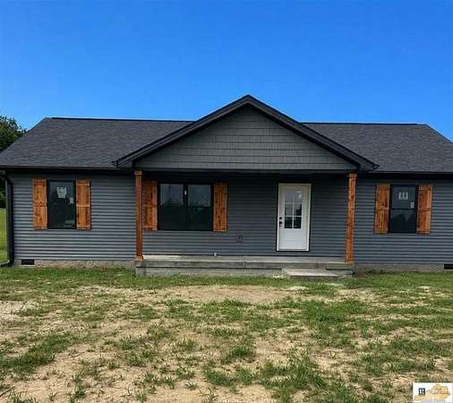 2.7 Acres of Land with Home for Sale in Magnolia, Kentucky
