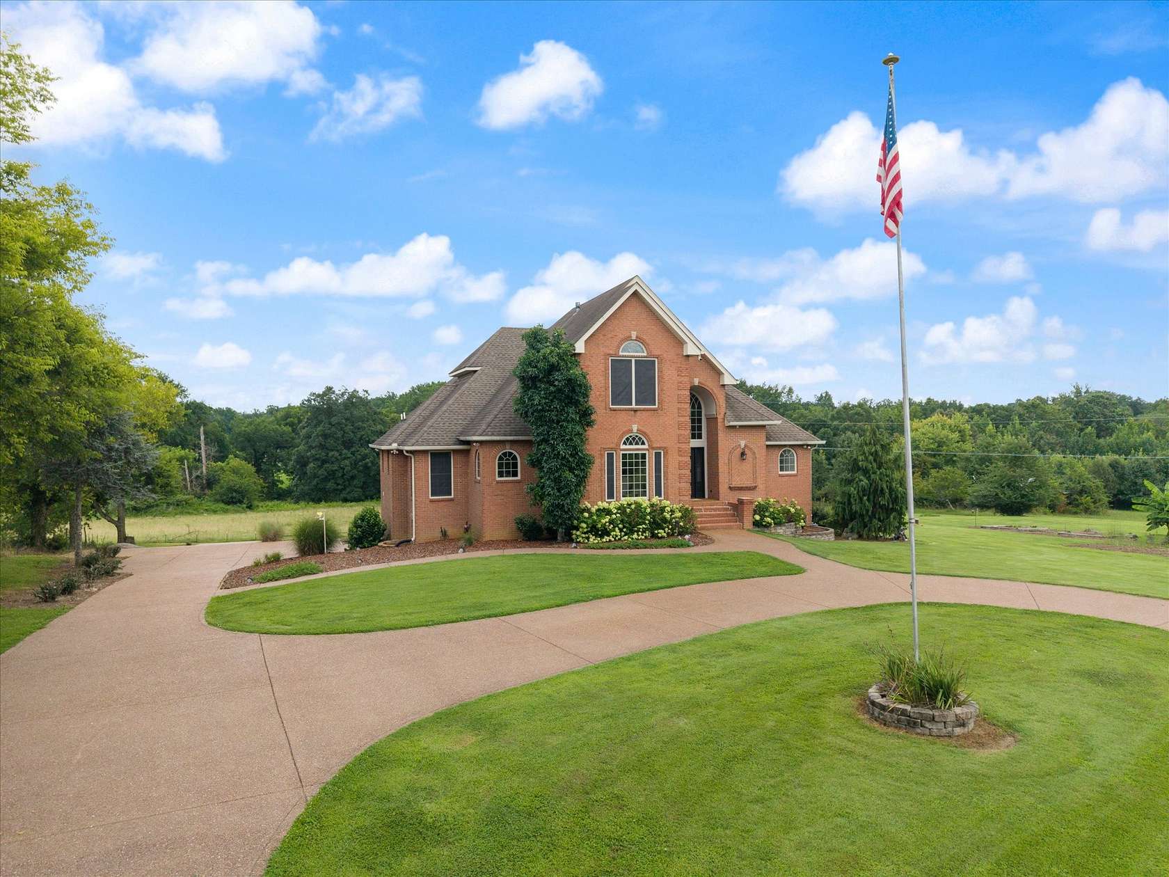 3.8 Acres of Land with Home for Sale in Greenbrier, Tennessee