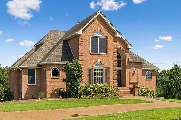 3.8 Acres of Land with Home for Sale in Greenbrier, Tennessee