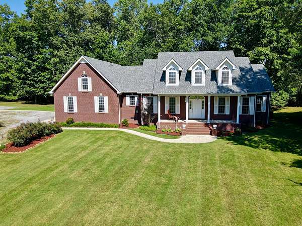 41.2 Acres of Land with Home for Sale in Woodbury, Tennessee