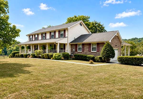 1.6 Acres of Land with Home for Sale in Goodlettsville, Tennessee