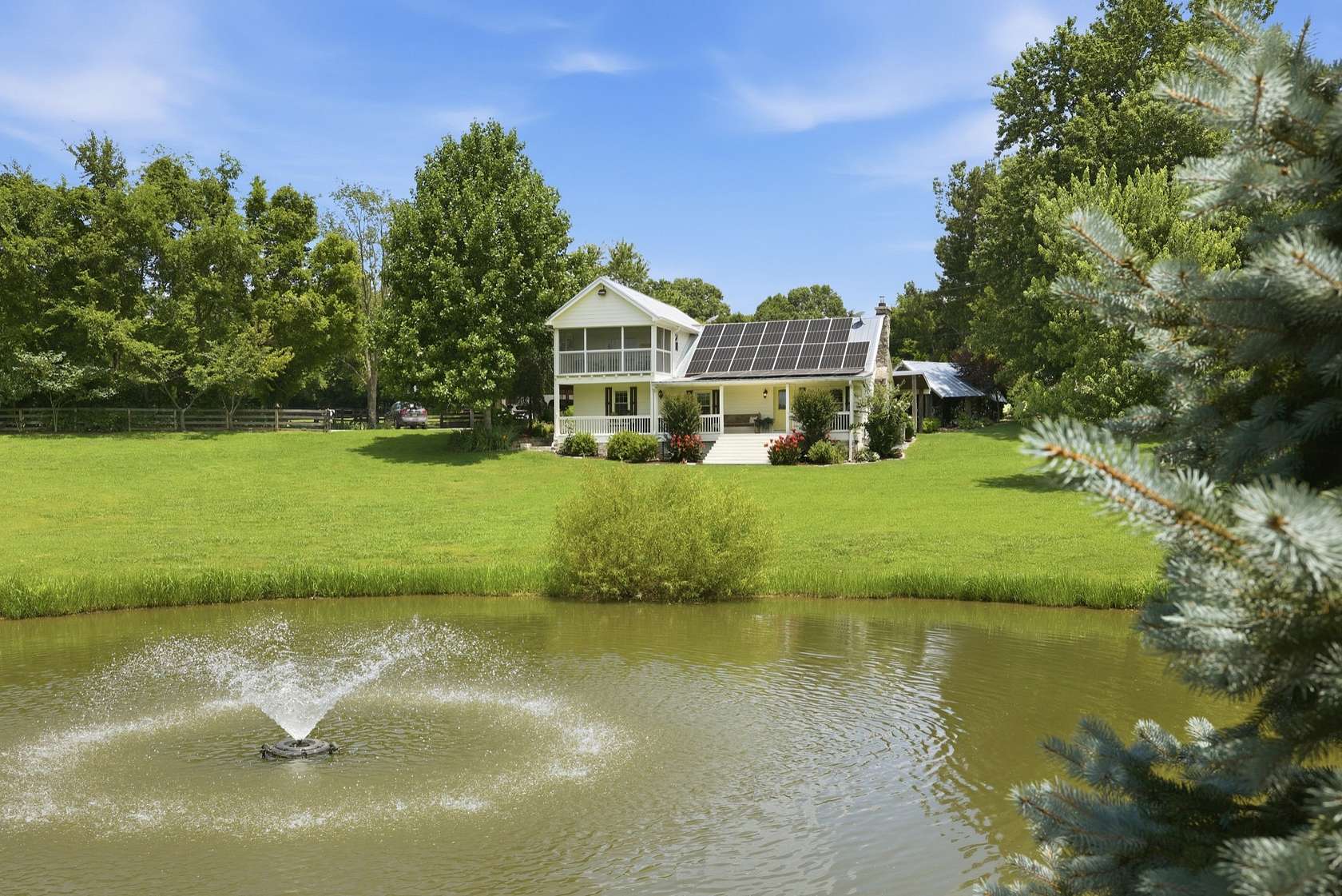 4 Acres of Land with Home for Sale in Franklin, Tennessee