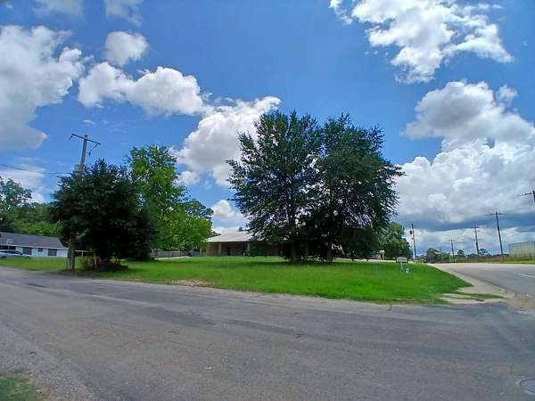 0.38 Acres of Mixed-Use Land for Sale in Longview, Texas