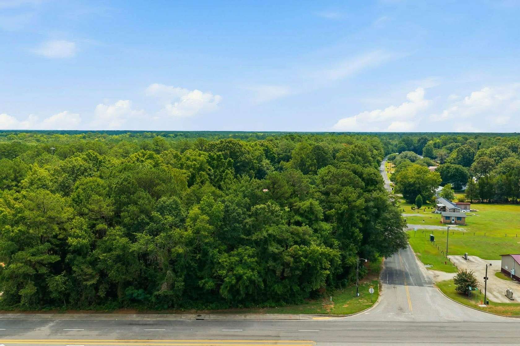 0.89 Acres of Commercial Land for Sale in Bonneau, South Carolina
