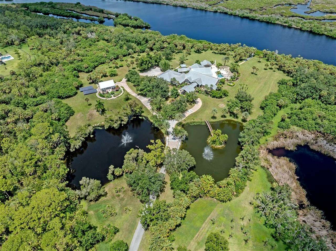 15 Acres of Land with Home for Sale in Venice, Florida