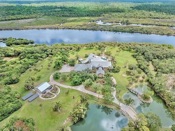 15 Acres of Land with Home for Sale in Venice, Florida