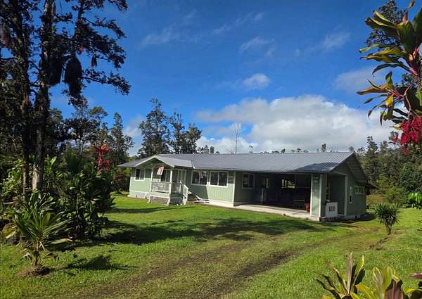 1.87 Acres of Land with Home for Sale in Mountain View, Hawaii