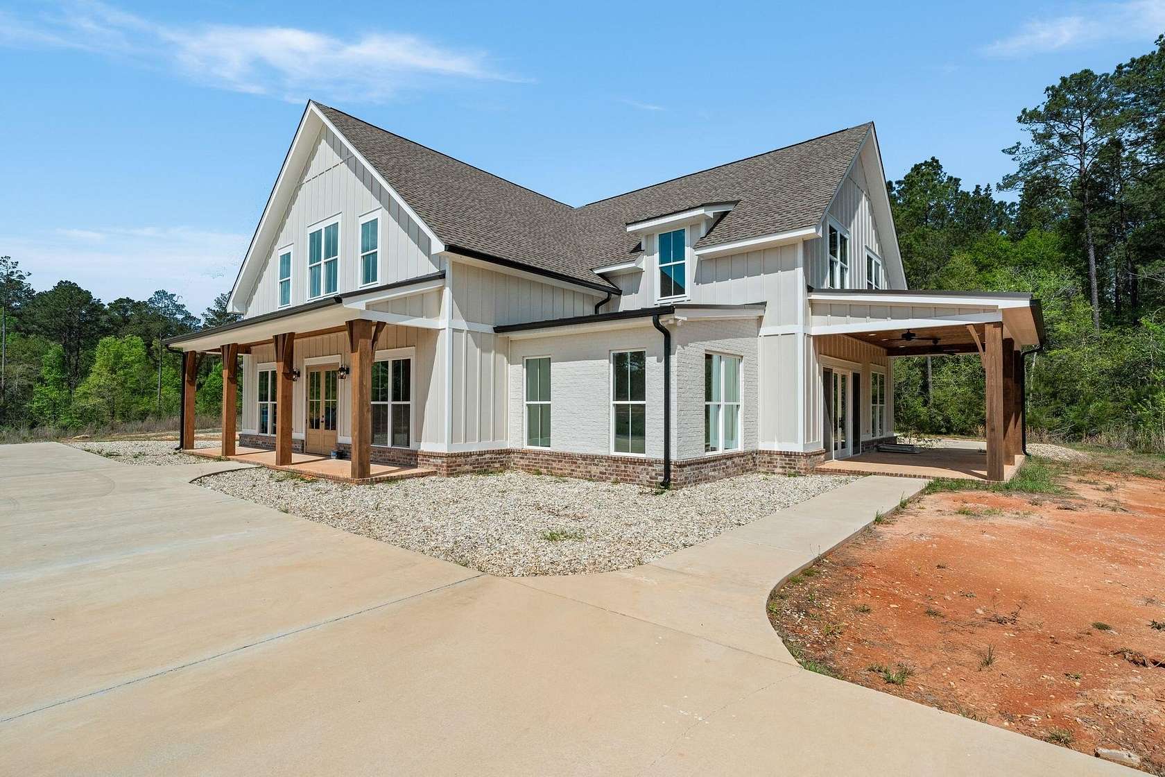 17 Acres of Commercial Land for Sale in Sumrall, Mississippi