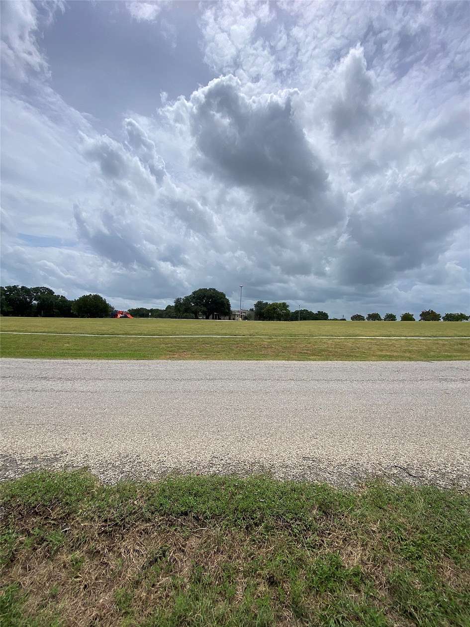 0.49 Acres of Residential Land for Sale in Granbury, Texas