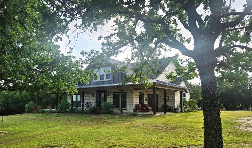 59 Acres of Land with Home for Sale in Bluff Dale, Texas