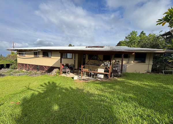 10.2 Acres of Land with Home for Sale in Captain Cook, Hawaii