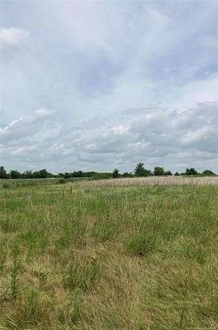 9 Acres of Residential Land for Sale in Marietta, Oklahoma