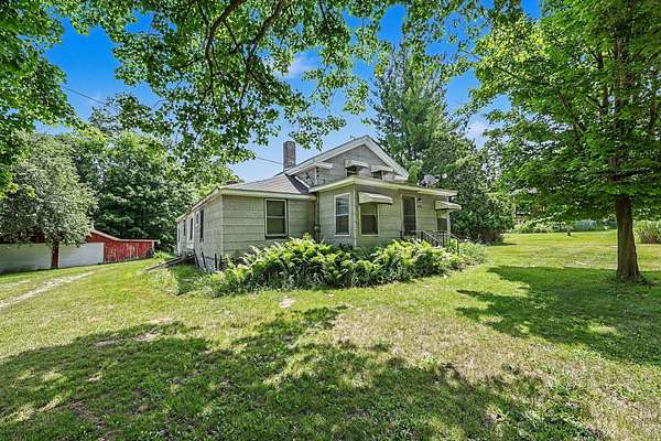 10.1 Acres of Land with Home for Sale in Manchester, Michigan