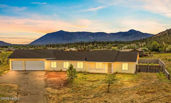 2.25 Acres of Land with Home for Sale in Flagstaff, Arizona
