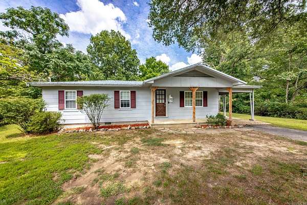 6.13 Acres of Land with Home for Sale in Hot Springs, Arkansas
