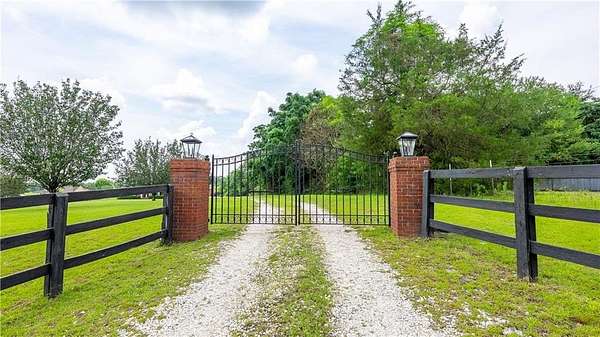 3.22 Acres of Land with Home for Sale in Salem, Alabama