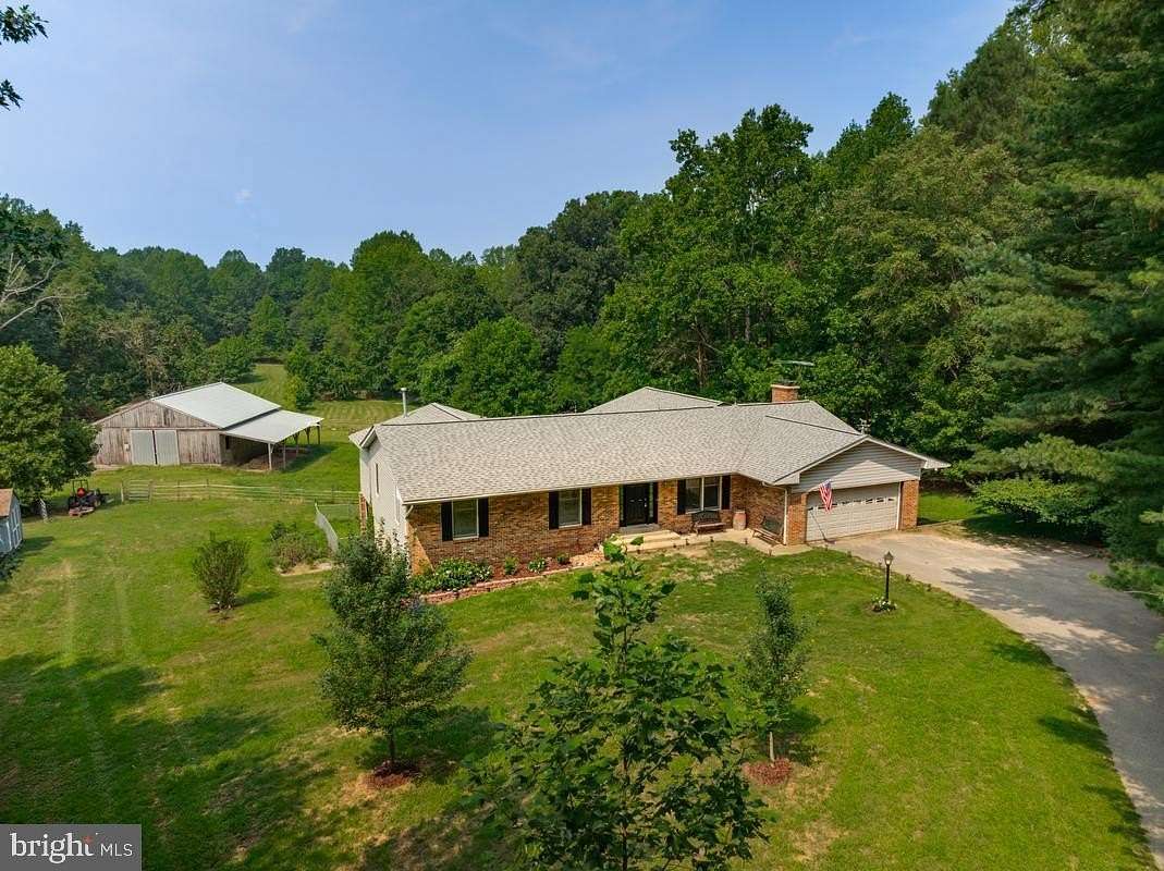 10.3 Acres of Land with Home for Sale in Huntingtown, Maryland